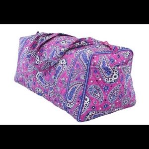 VERA BRADLEY DUFFLE in BOYSENBERRY (XL)